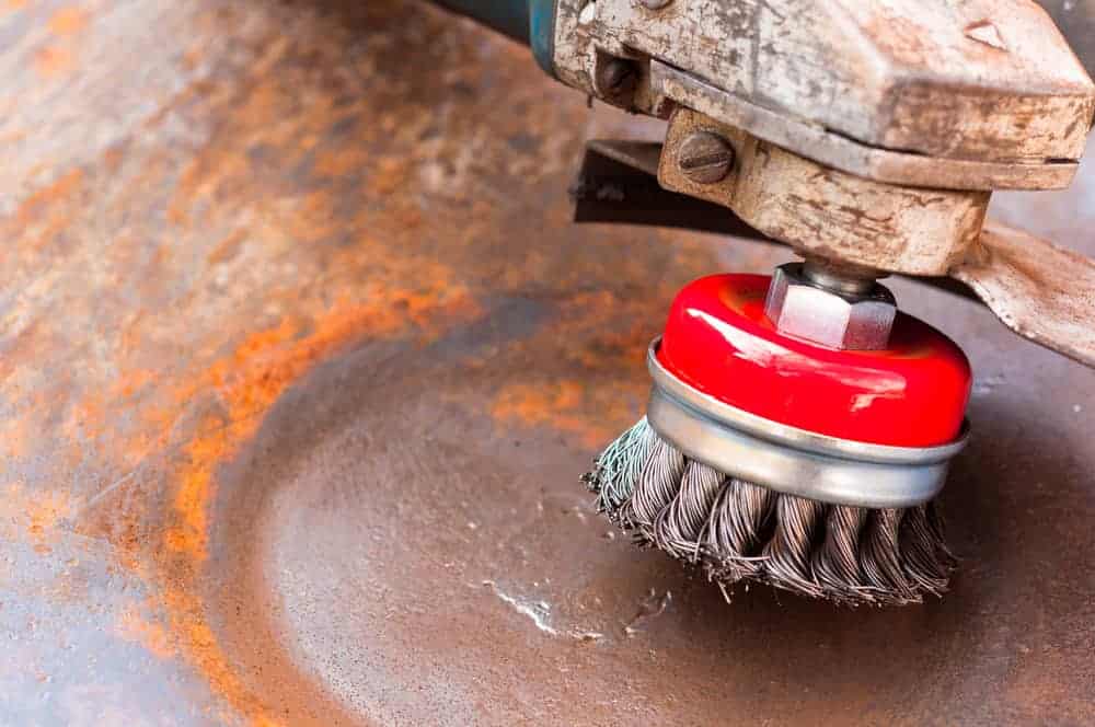 Image of a wire brush for cleaning rust off the metal surface