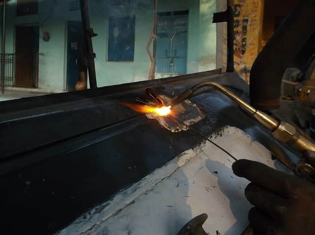 image of oxy car welding