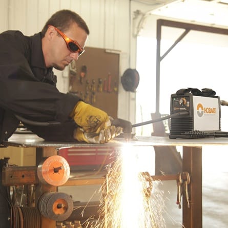 hobart airforce 40i plasma cutter in action