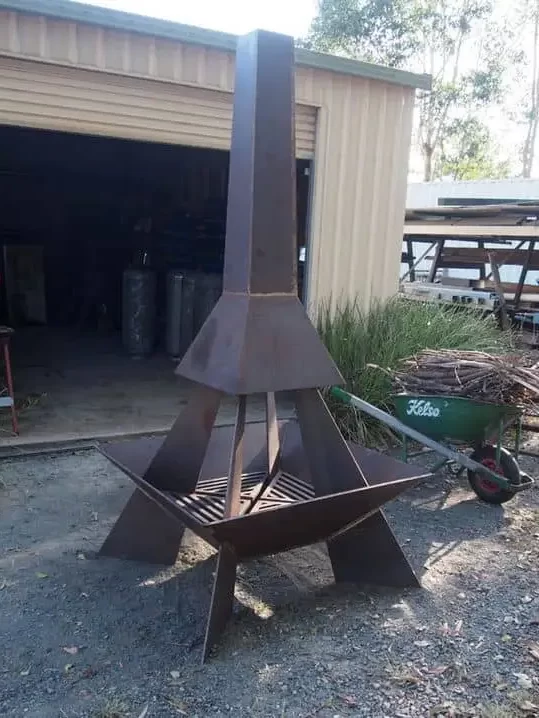Welded DIY fire pit in a shape of a piramide 