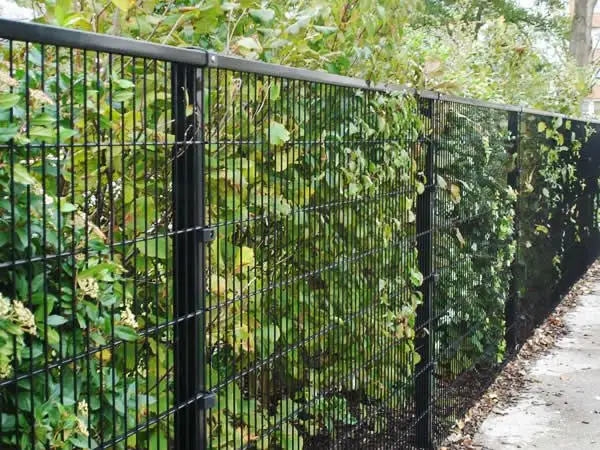 DIY garden fence made with welding