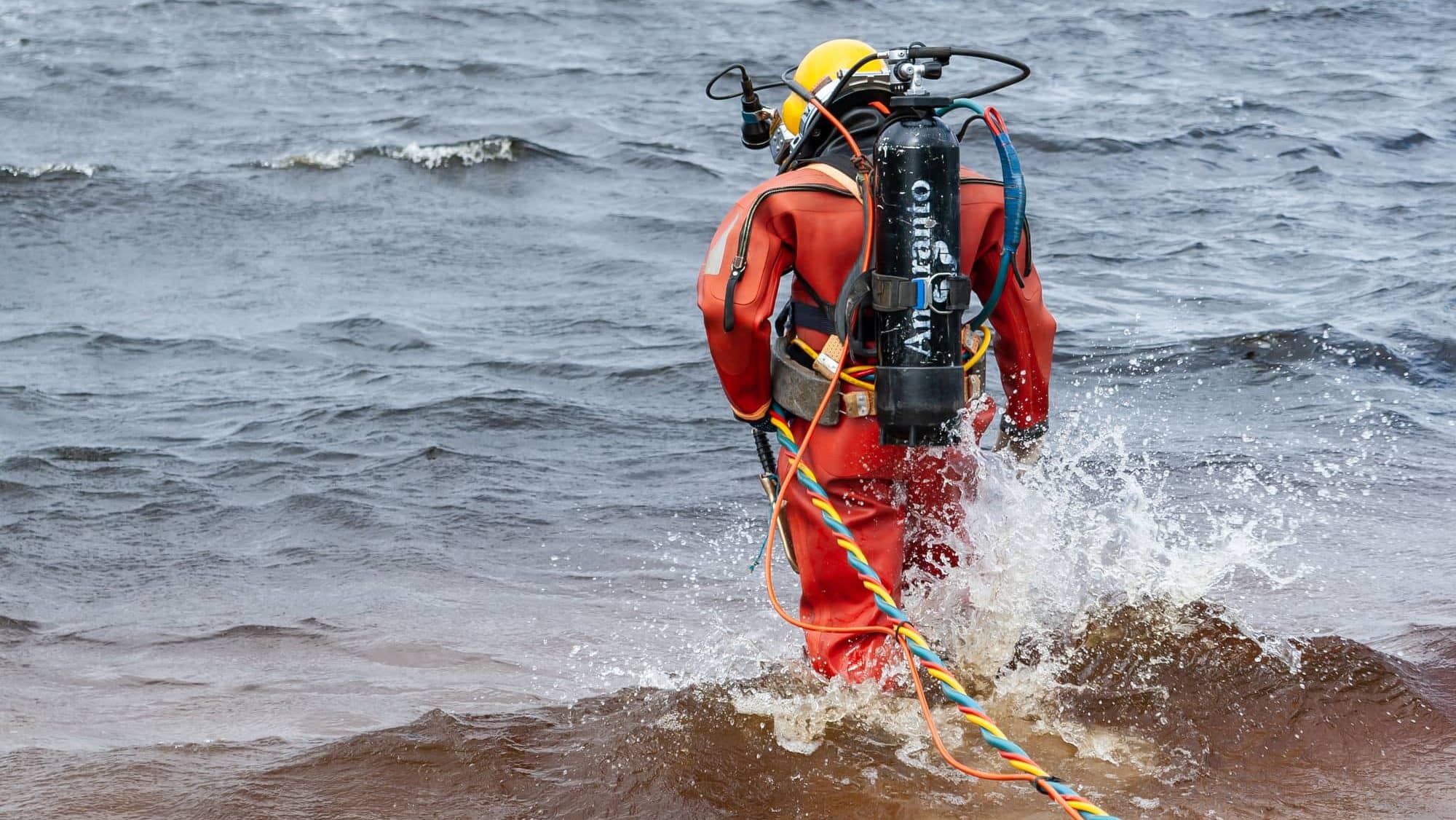 image of commercial diver