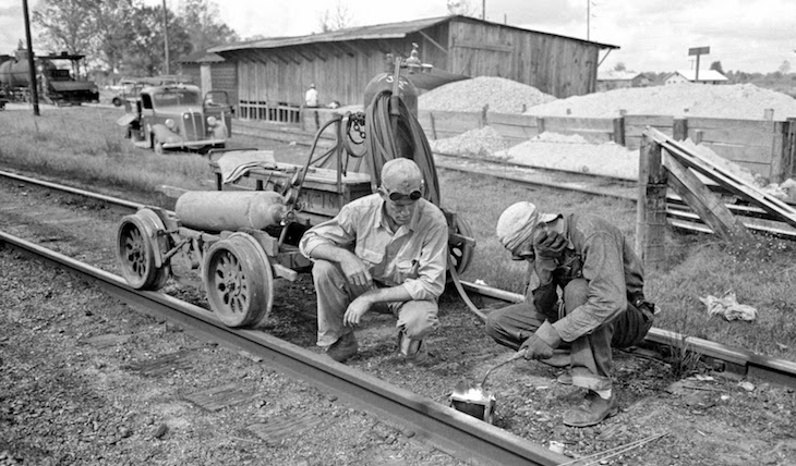 railroad welding in the 1930s
