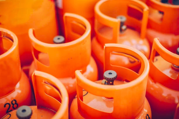image of propane gas cylinders