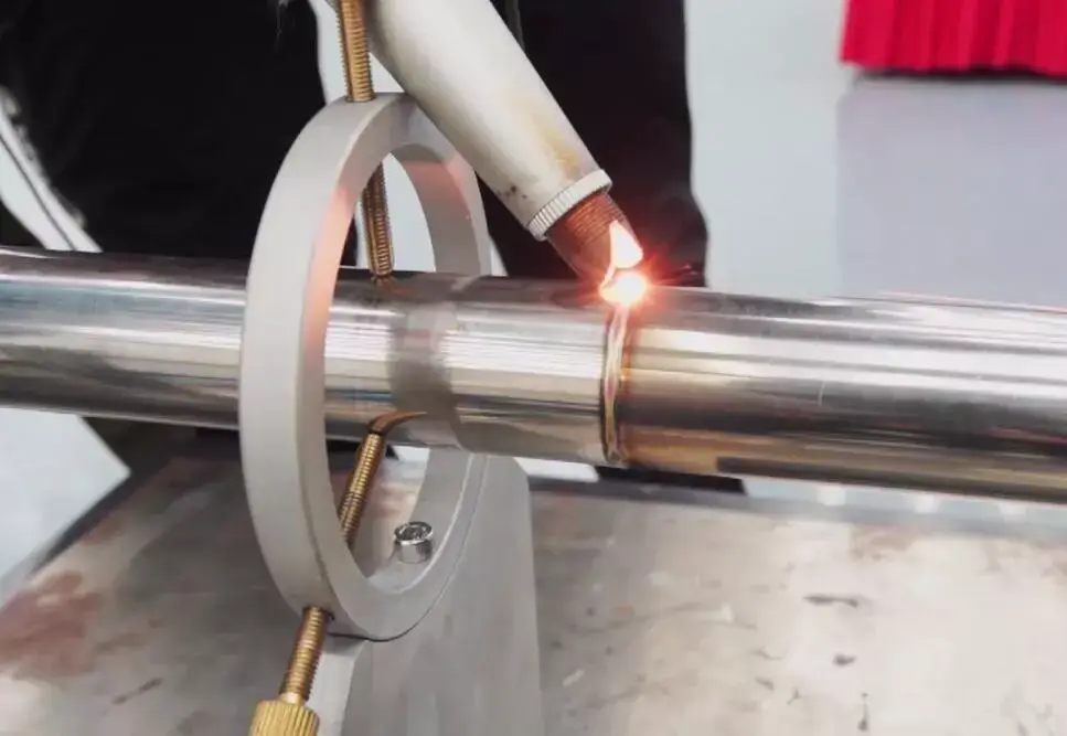 image of a fiber laser welding pipe