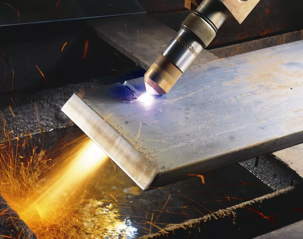 Plasma cutting thick material