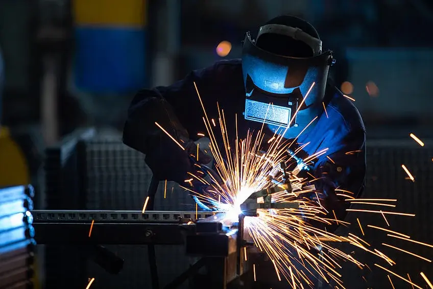 image of mig welder at work