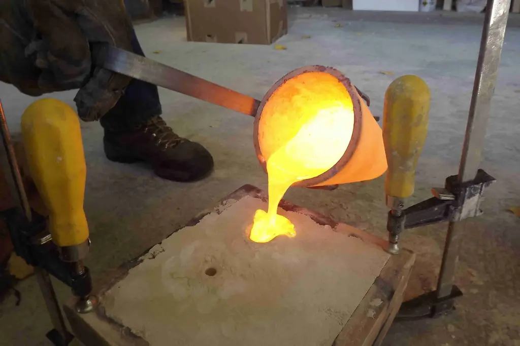 Image of a sand casting method