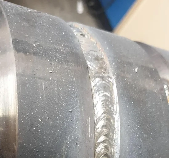 Fill pass on steel pipe with MIG welding