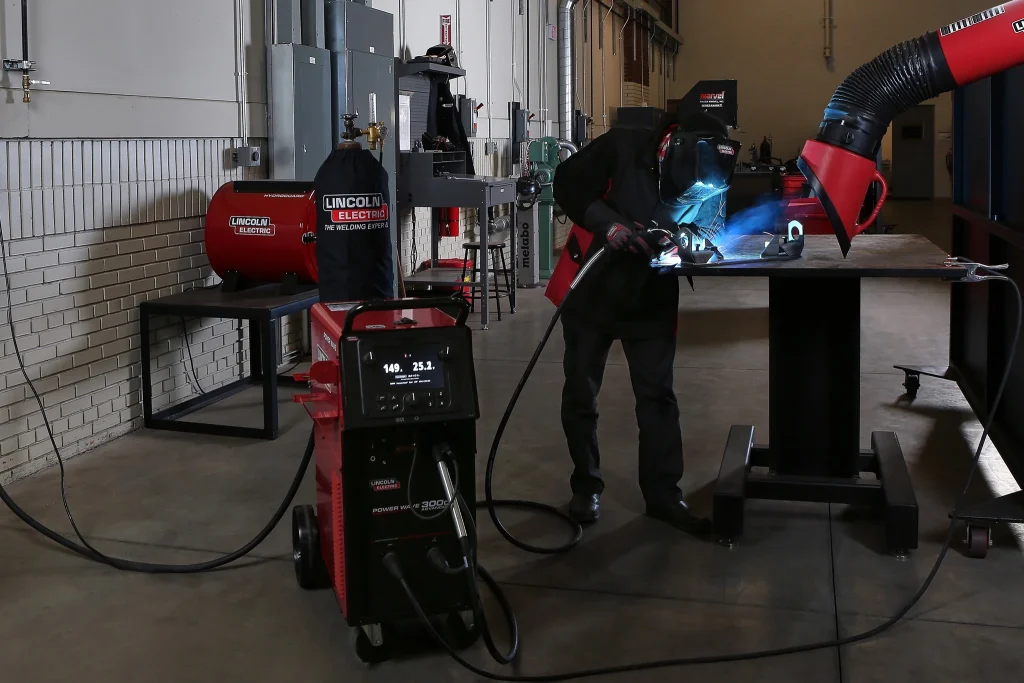 lincoln power wave 300c welder