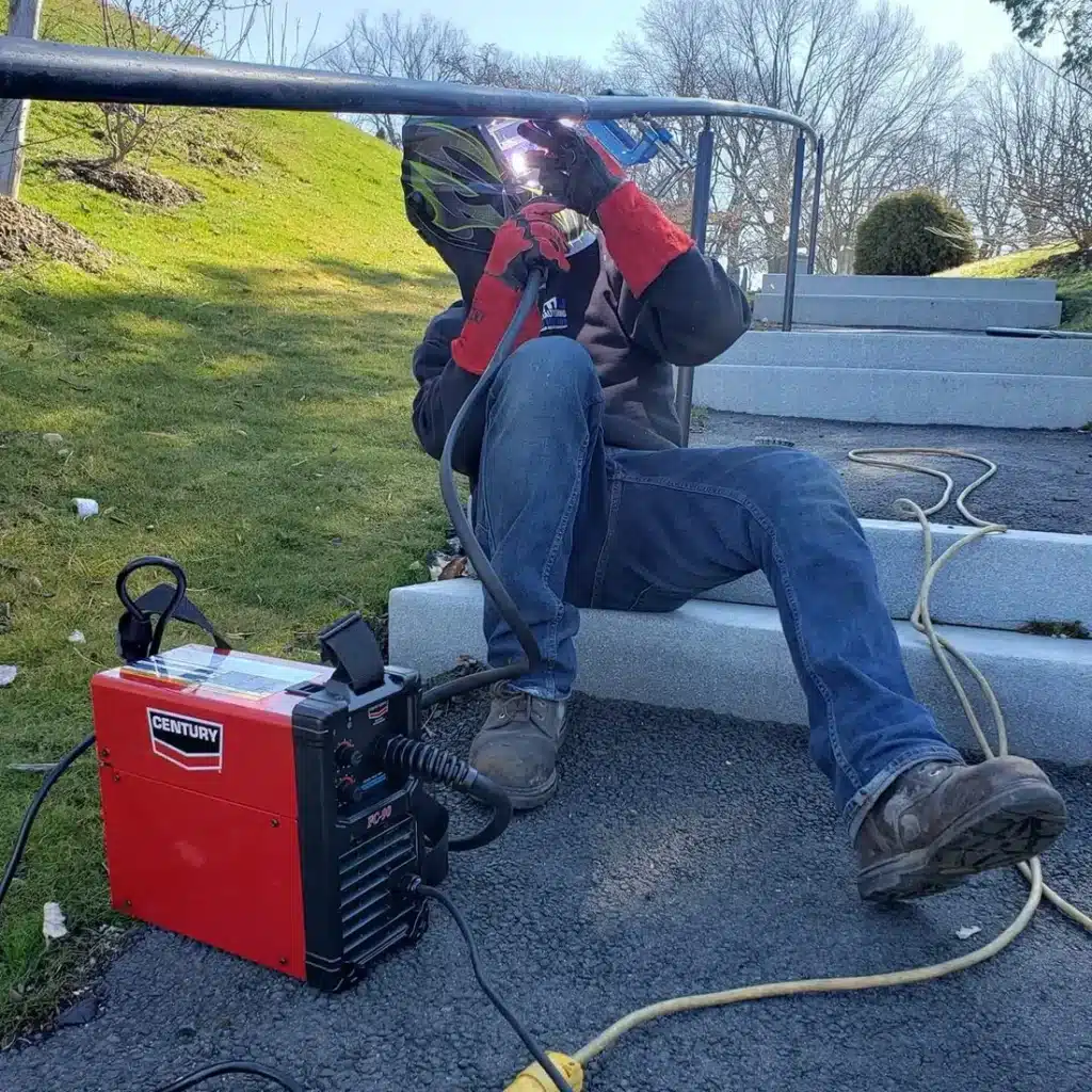 Lincoln Electric FC-90 at work