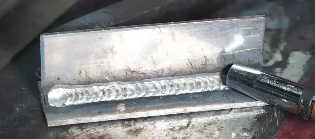 pulsed MIG weld bead on aluminum